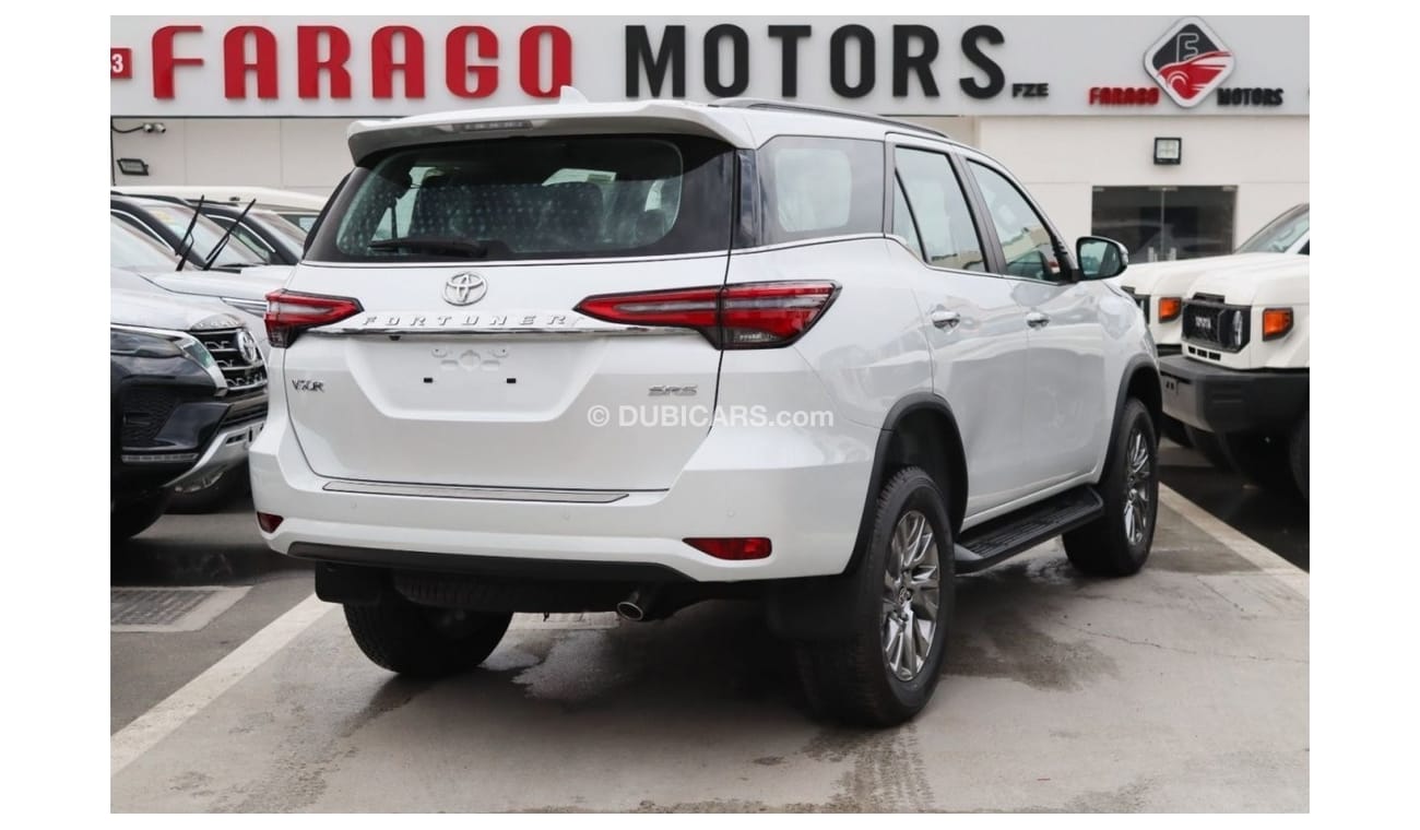 تويوتا فورتونر 2024 TOYOTA FORTUNER VXR 2.8 DIESEL 4X4 **التصدير فقط خارج الخليج***EXPORT ONLY