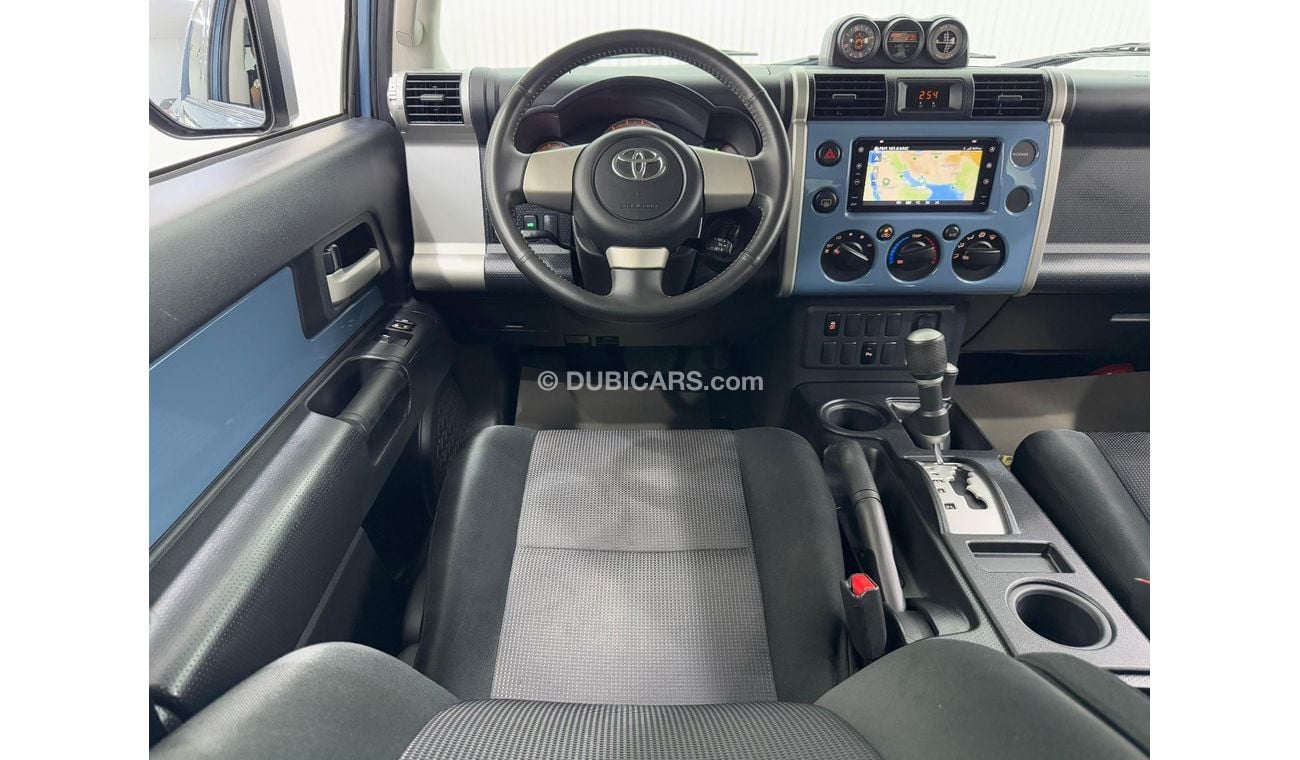 تويوتا إف جي كروزر GXR 4.0L A/T 2018 Toyota FJ Cruiser GXR, Warranty, Full Service History, Excellent Condition, GCC