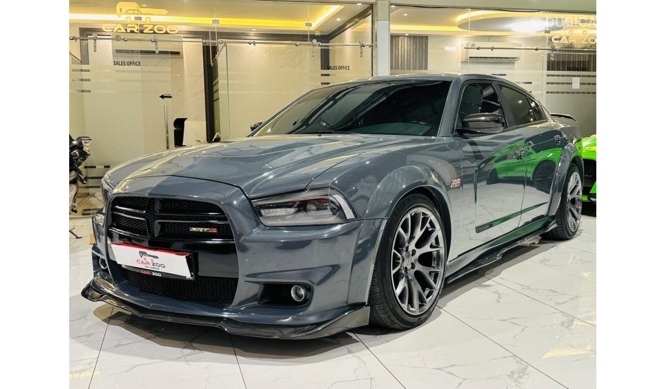 Dodge Charger SRT8