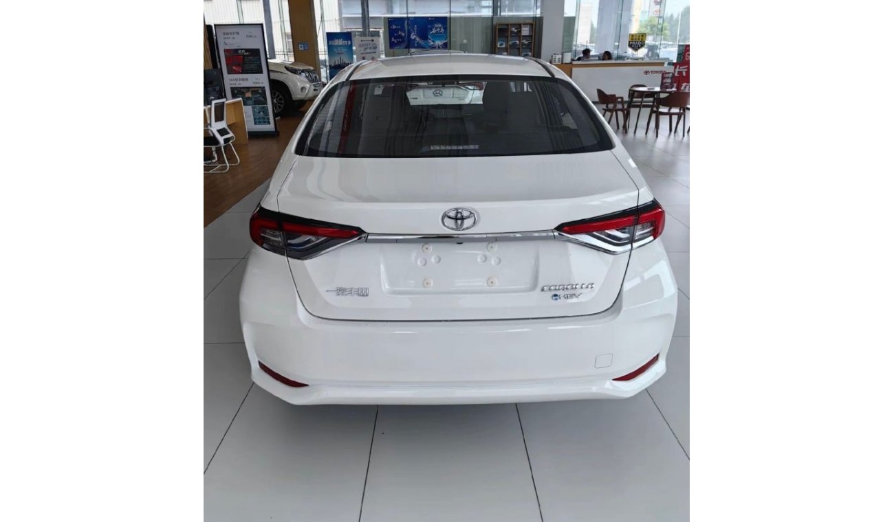 تويوتا كورولا TOYOTA COROLLA 1.8L HYBRID 2024