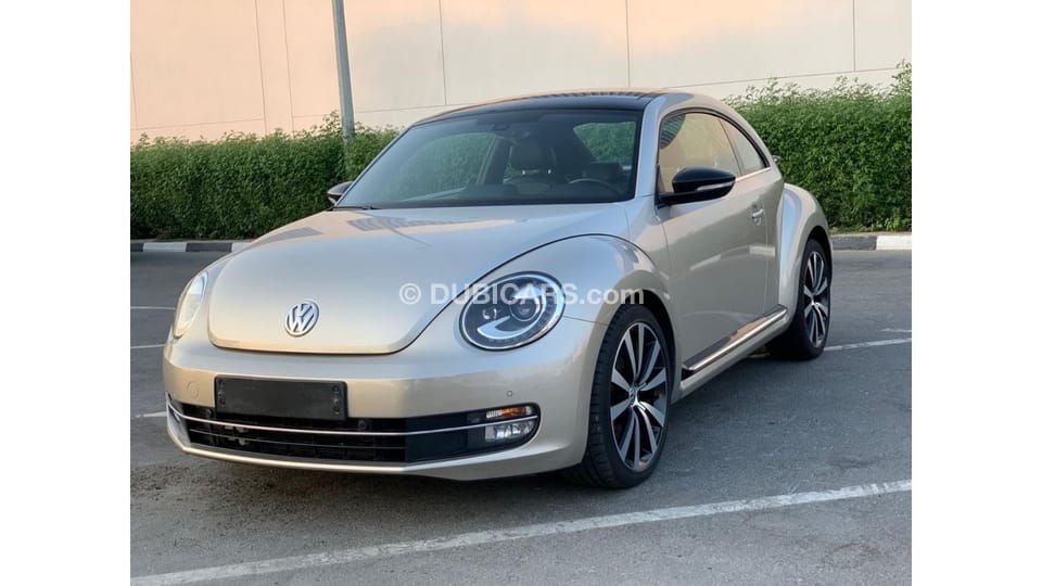 Used Volkswagen Beetle **2015** 2015 For Sale In Dubai - 471452