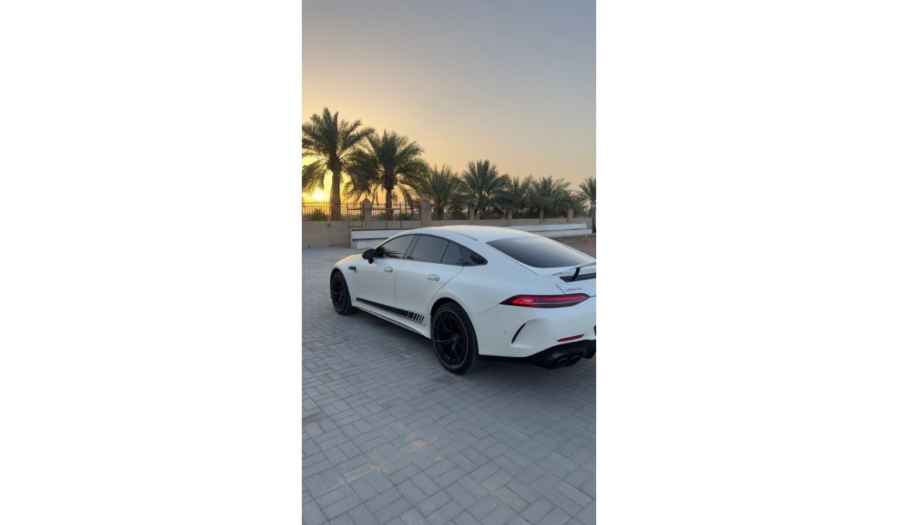 مرسيدس بنز AMG GT 53