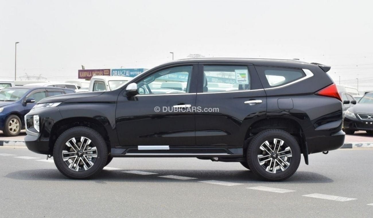 ميتسوبيشي مونتيرو Brand New Mitsubishi Montero Sport 3.0L Petrol | Black/Black | 2023 | For Export Only