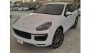 Porsche Cayenne Turbo PORSCHE CAYENNE TURBO 4.8L 2015 SPORTS CHRONO PACKAGE WITH PANORAMIC ROOF AND VERY LOW MILEAGE