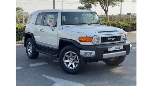 Toyota FJ Cruiser Toyota Land Cruiser VXR MODEL 2014 KM 49000 NO ACCDEINT NO PAINT