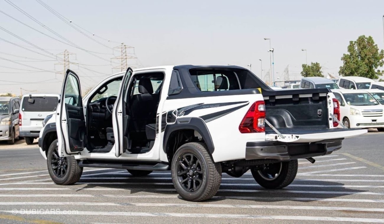 تويوتا هيلوكس TOYOTA HILUX ADVANTUER 2.8L DIESEL FULL OPTION 2023