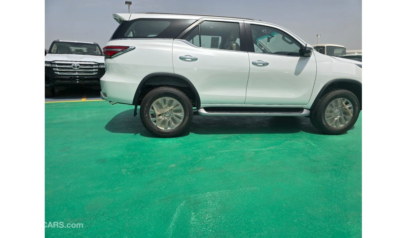 Toyota Fortuner 4.0L PETROL V6 FULL OPTION 2024 GCC