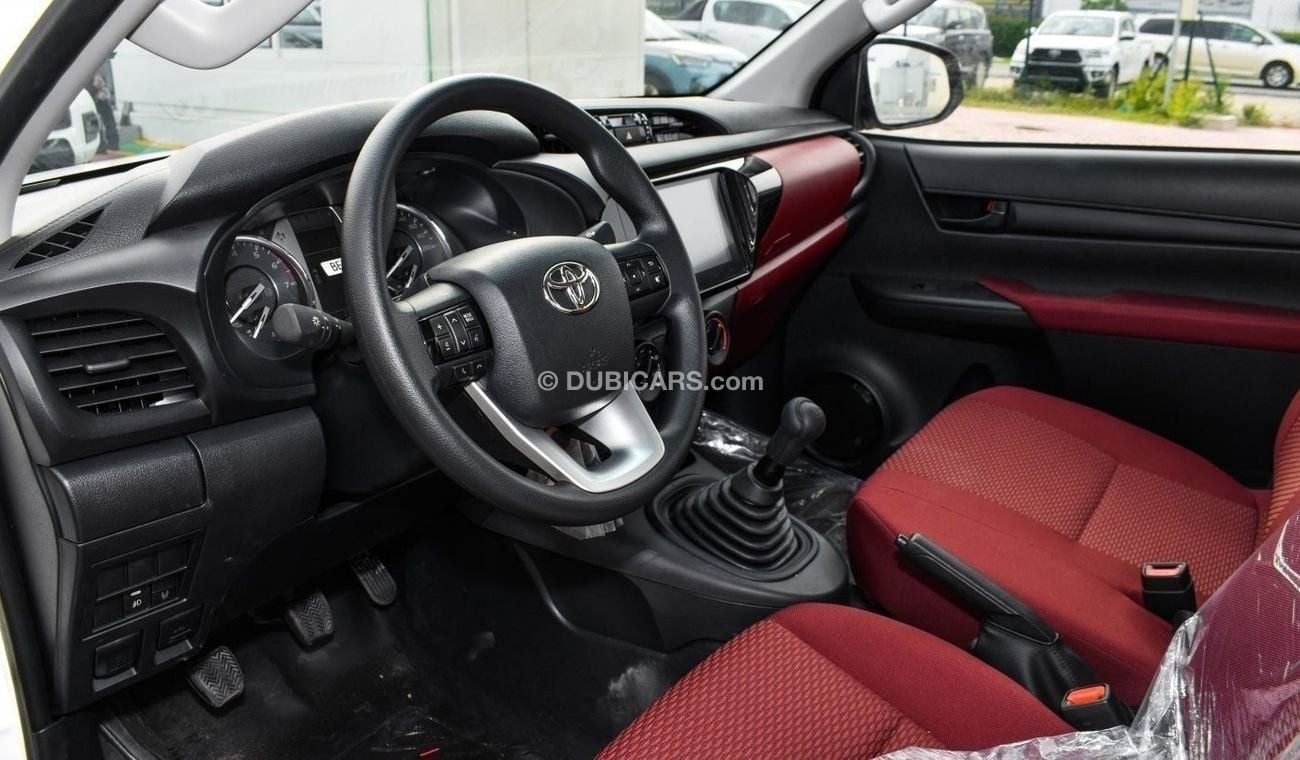 Toyota Hilux hilux SC 2.7L Petrol 4x4