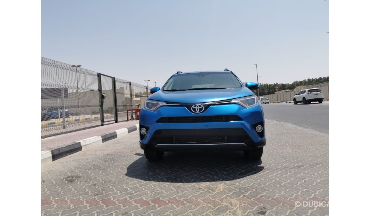 Toyota RAV4 XLE Hybrid