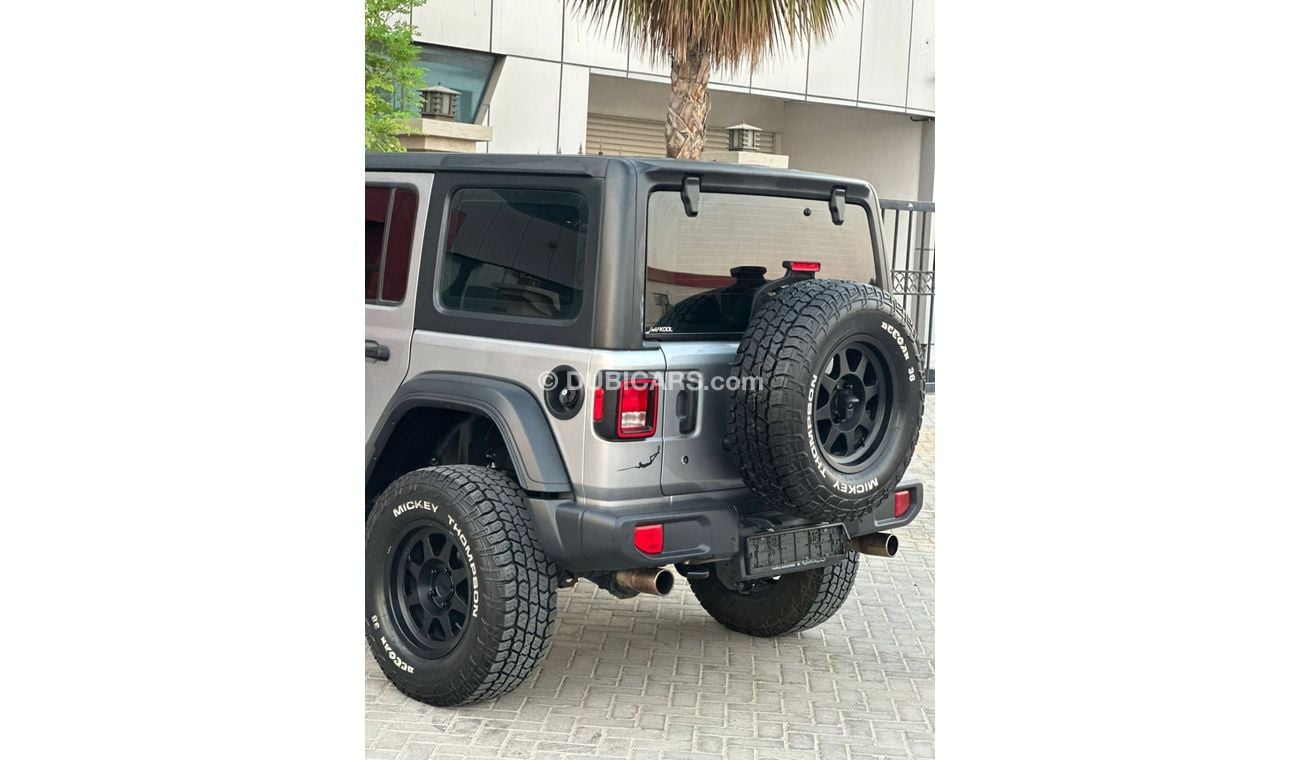 Jeep Wrangler Sport S 3.6L M/T