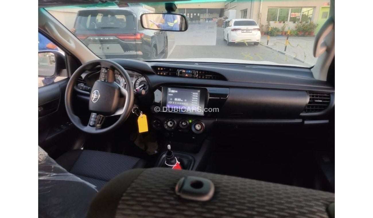 تويوتا هيلوكس TOYOTA HILUX DOUBLE CAB ACTIVE DIESEL 2.4L G4