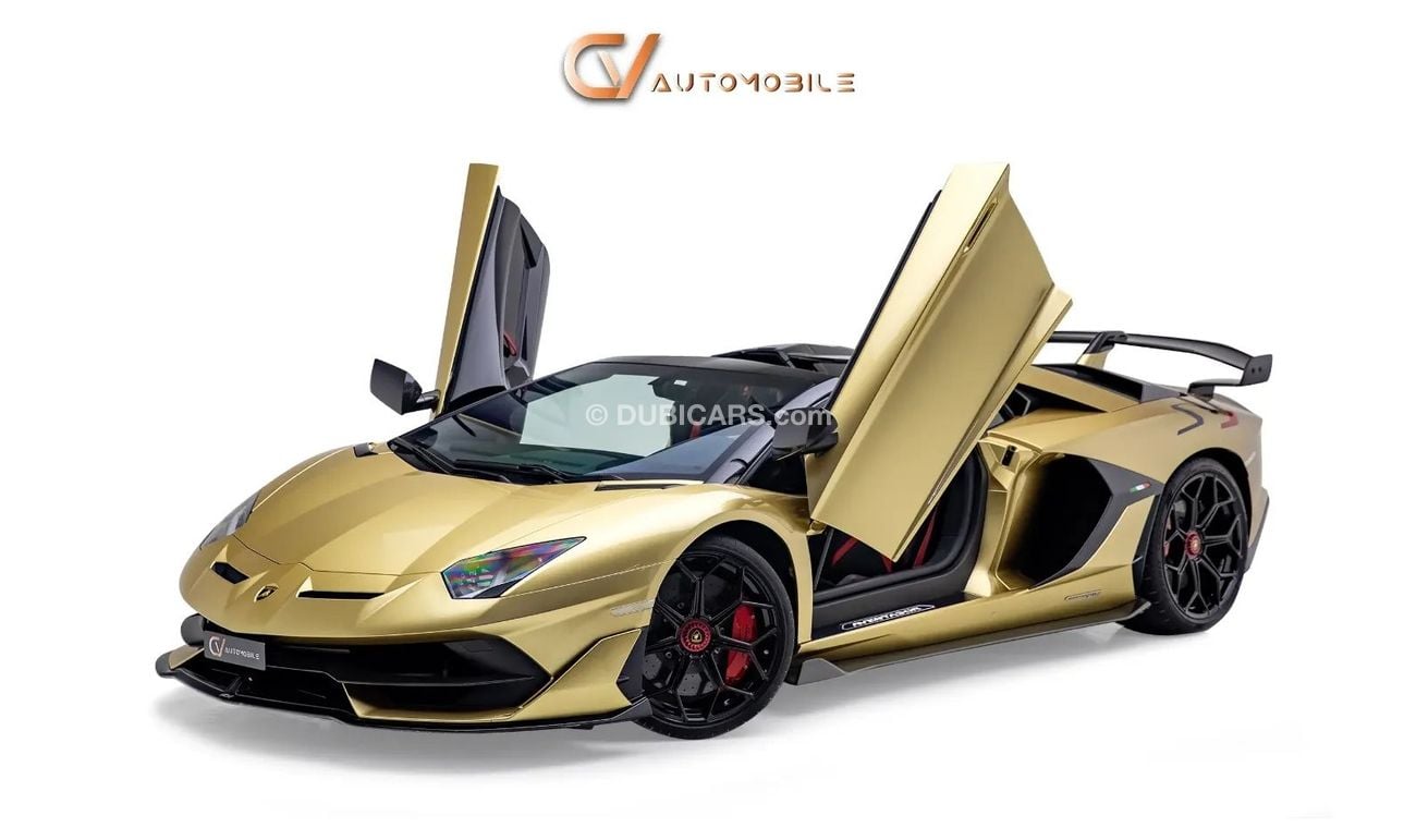 لامبورغيني أفينتادور LP770-4 SVJ Roadster - GCC Spec - With Warranty