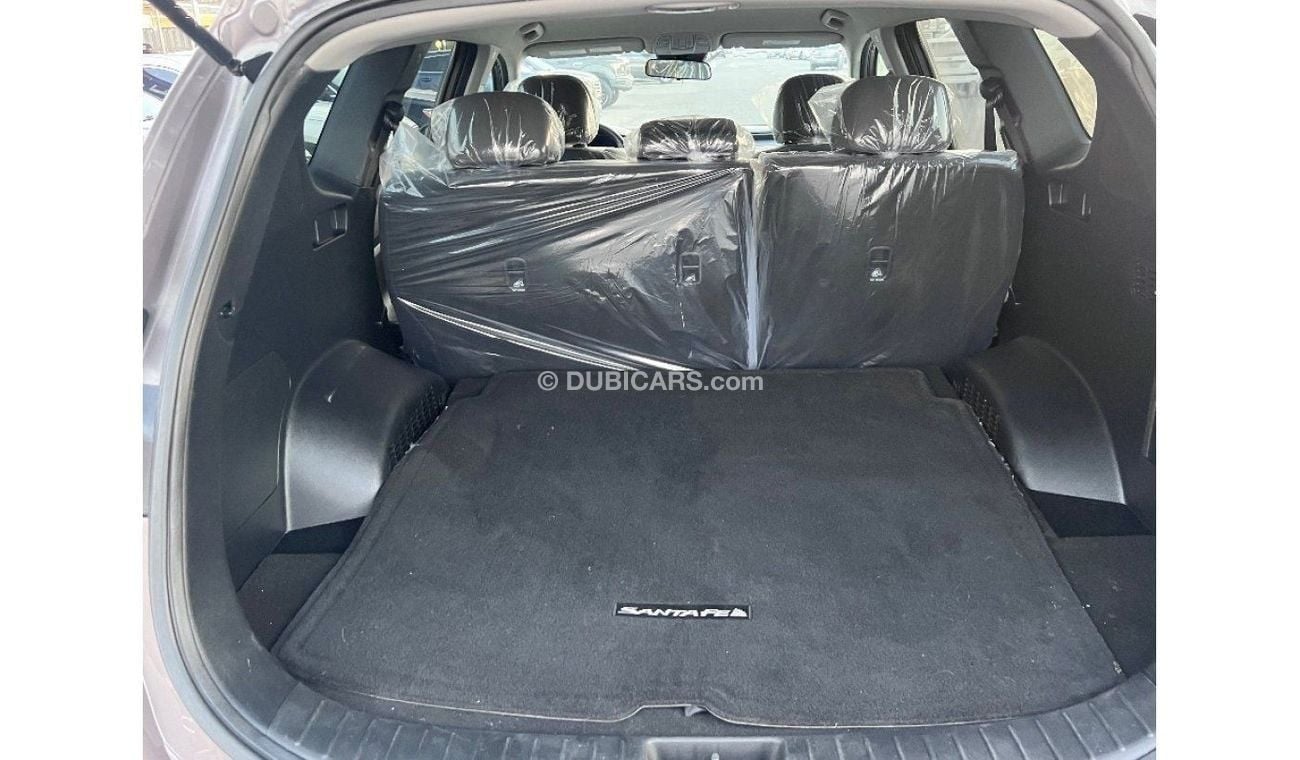 Hyundai Santa Fe For sale, a 2019 Santa Fe, customs papers, agency condition, radar and blind spot