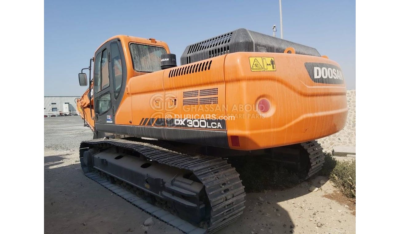 Doosan DX300 LCA DOOSAN DX300 LCA – CRAWLER EXCAVATOR OPERATING WEIGHT 29.6 TON WITH 1.47 CBM BUCKET (HEAVY DUTY) SHO