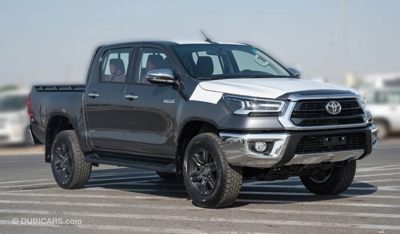 تويوتا هيلوكس HILUX SR5 2.7L V4 PETROL MANUL