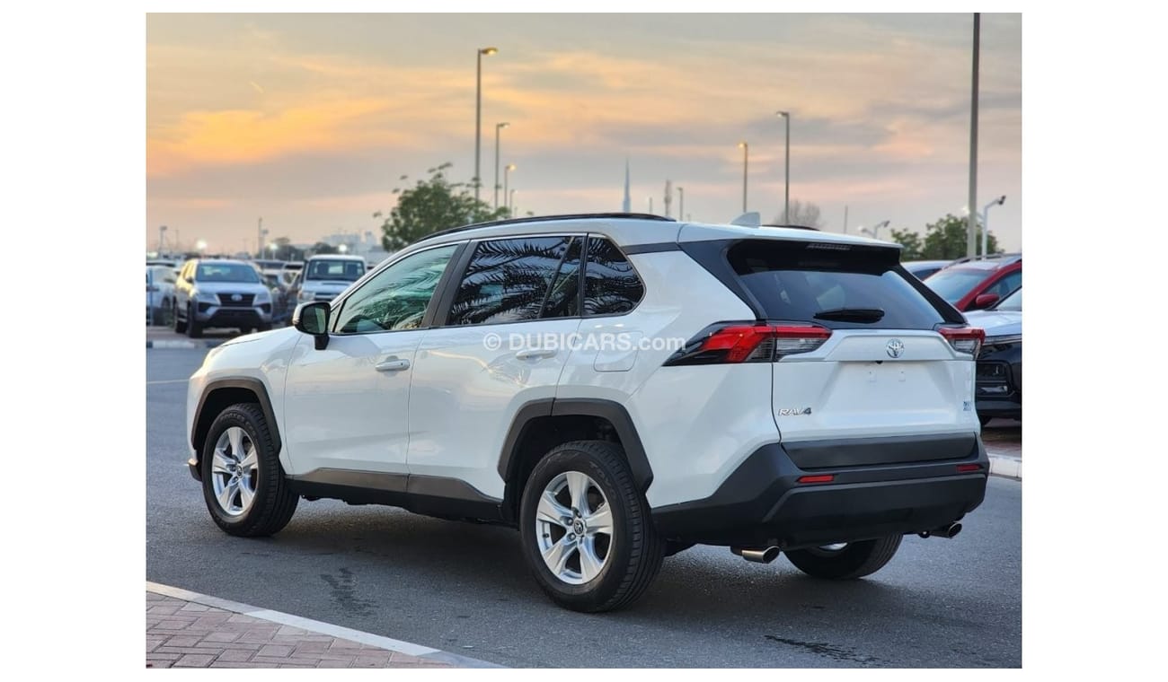 Toyota RAV4 Toyota Rav 4 XLE 2019