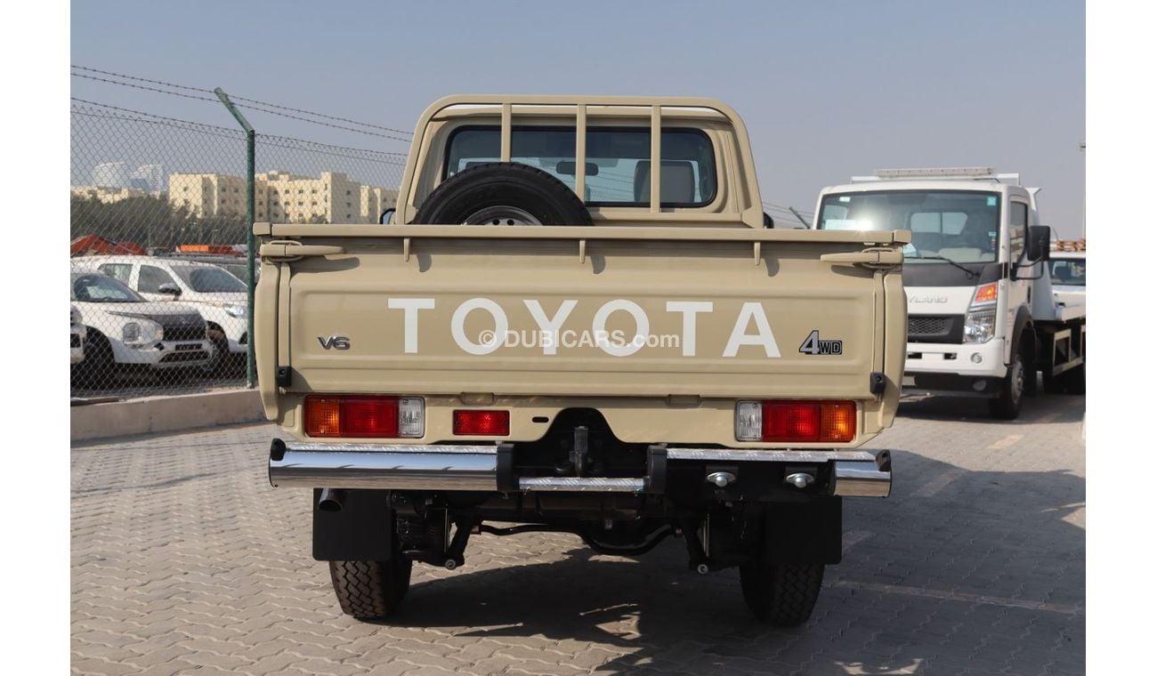 تويوتا لاند كروزر 2024 LAND CRUISER GRJ79 4.0 V6 S-CAB AUTOMATIC DIFF LOCK  **EXPORT ONLY**التصدير فقط خارج الخليج**