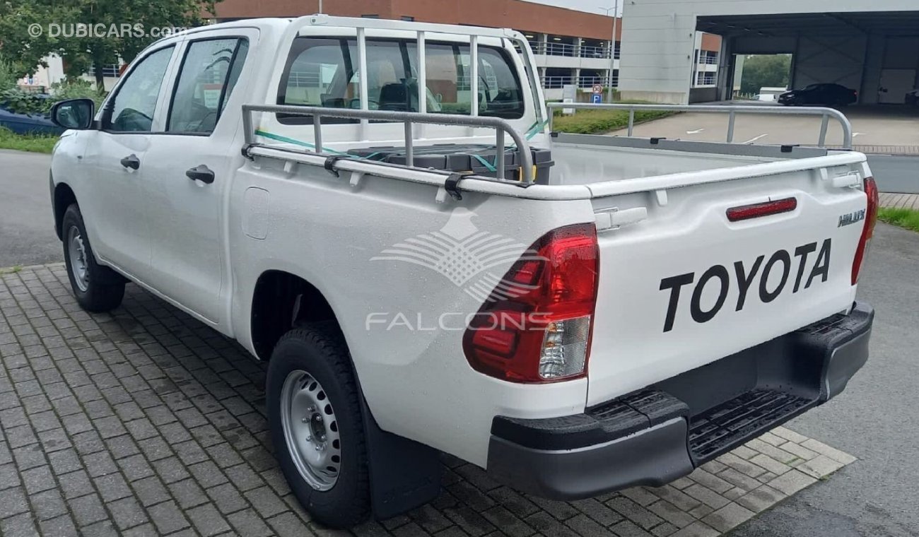 Toyota Hilux DC 4WD 3.0L COUNTRY 5-MT