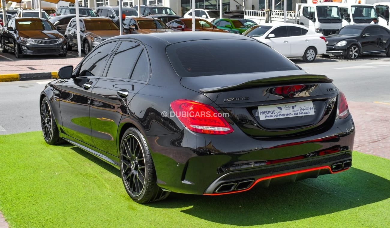 Mercedes-Benz C 63 AMG