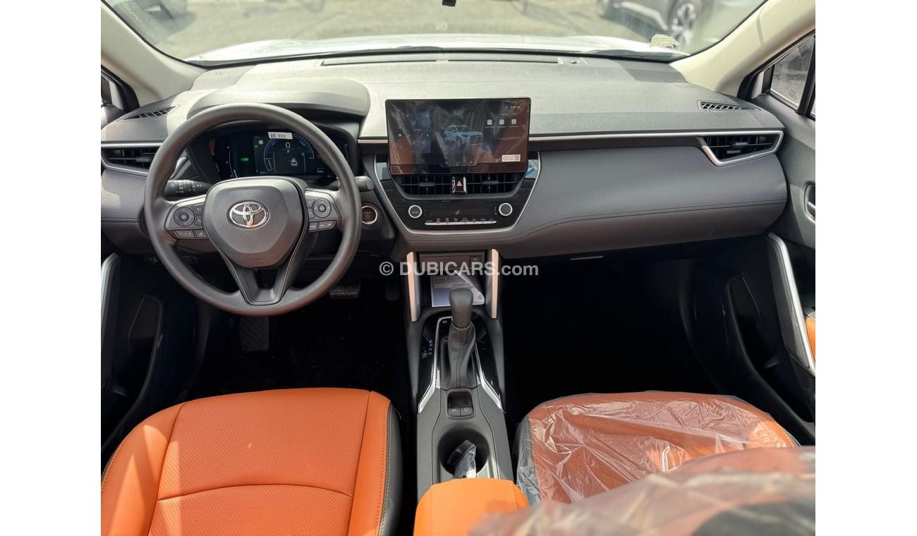 تويوتا كورولا كروس TOYOTA CROSS WITH 360 CAMERA HYBRID MY 2024