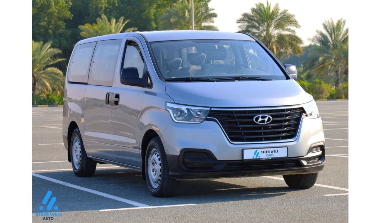 Hyundai H-1 Std 2.5L RWD TDI 12 Seats Mini Bus Diesel M/T / Low Mileage / Ready to Drive / Book Now