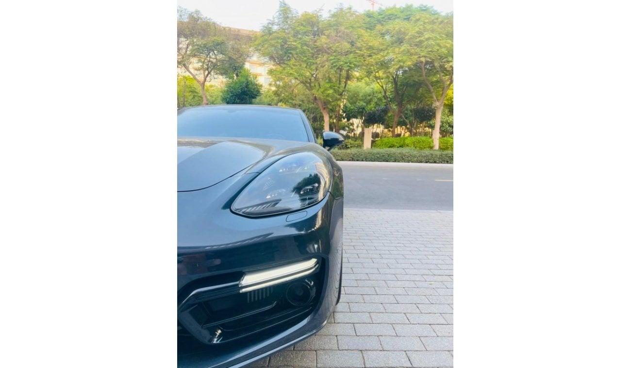 Porsche Panamera AWD