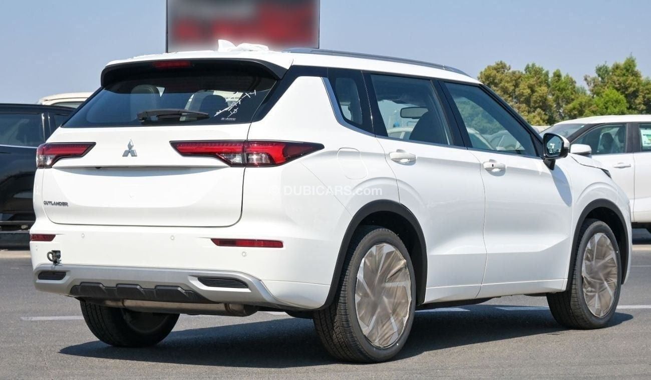 ميتسوبيشي آوتلاندر Brand New Mitsubishi Outlander Premium For Export  2.5L Petrol A/T |White/Black| 2023 | OUTLANDER-PL