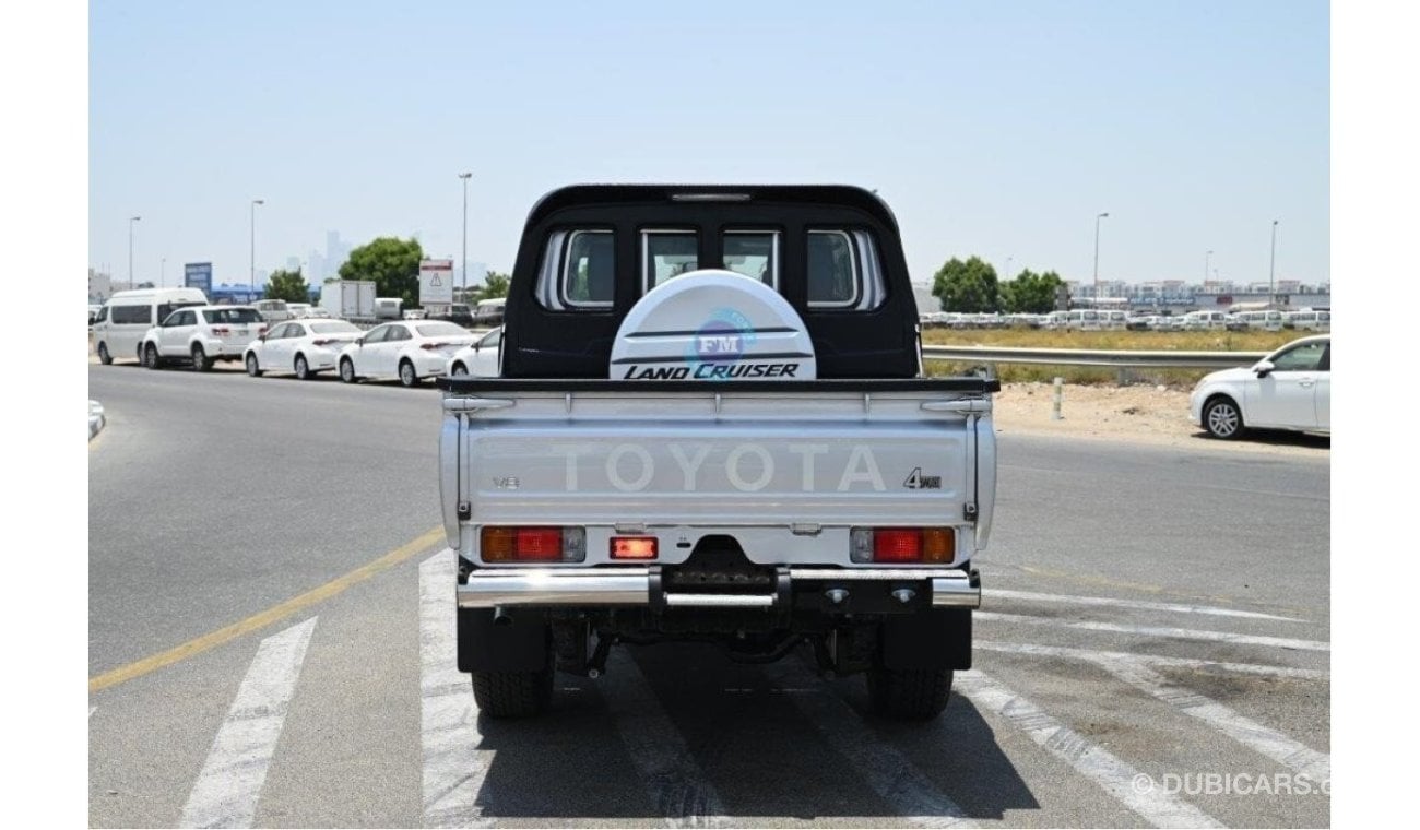 تويوتا لاند كروزر بيك آب Double Cab 4.5L Diesel Limited