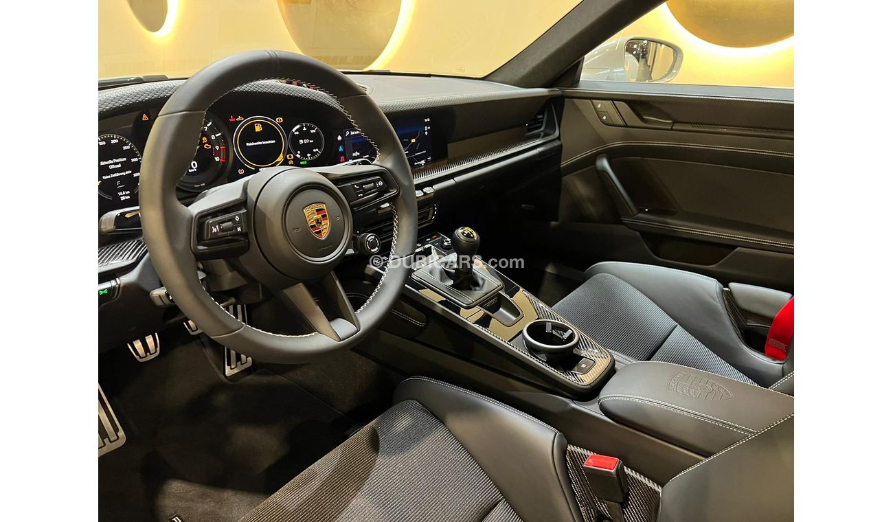 Porsche 911 Touring, Fully Loaded Carbon