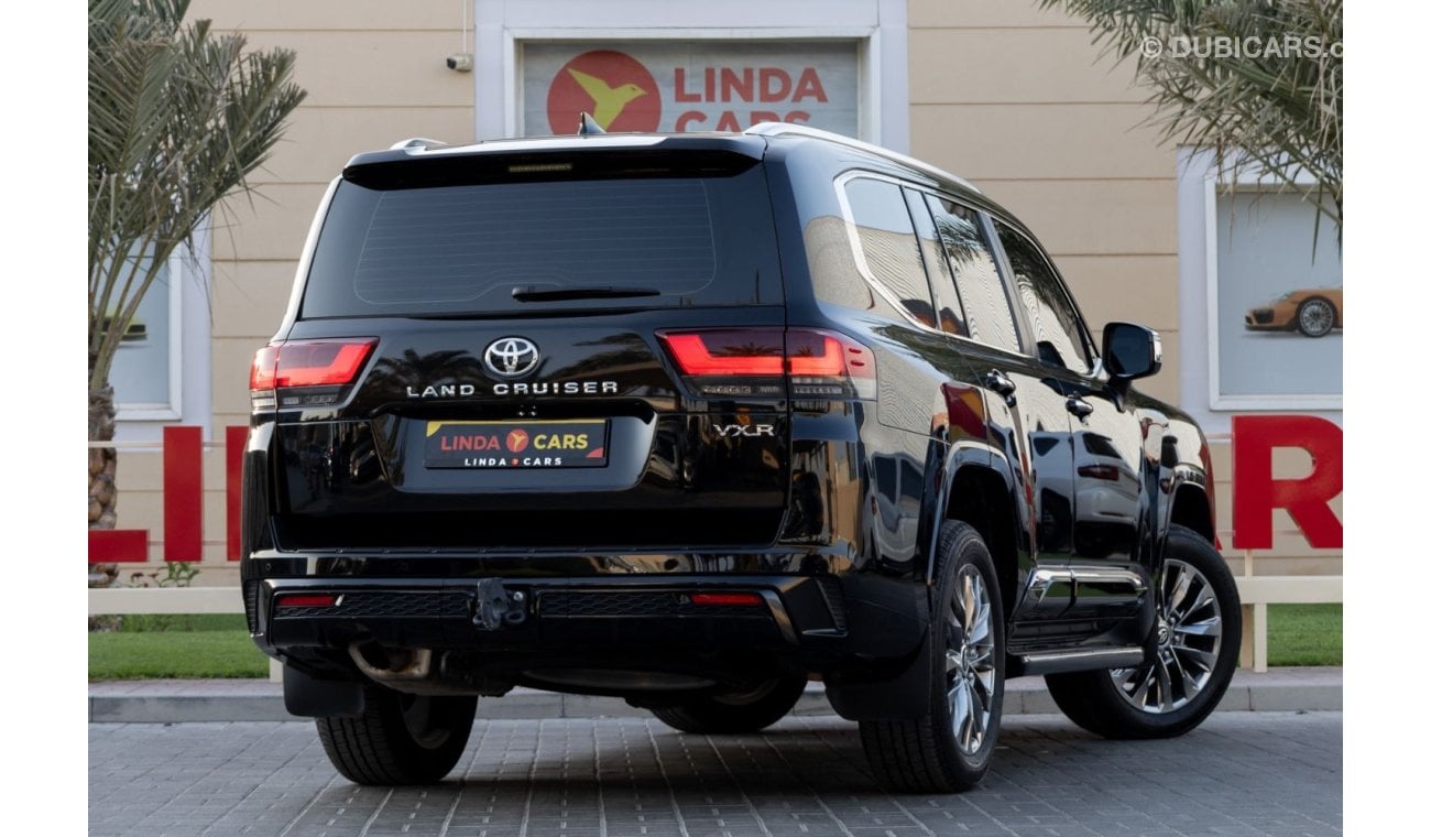 Toyota Land Cruiser Toyota Land Cruiser VXR 2024 GCC under Agency Warranty and Service Contract with Flexible Down-Payme