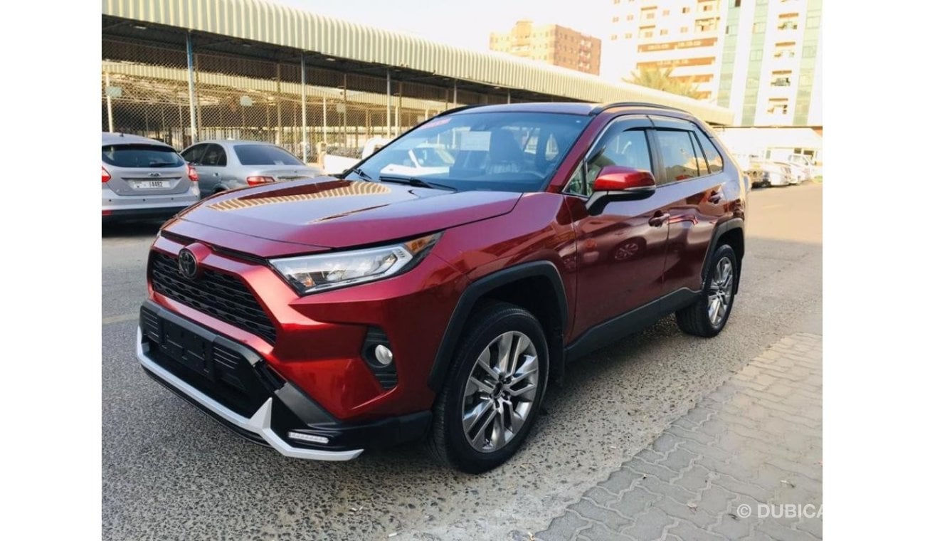 Toyota RAV4 2019 XLE 4WD Full Option For Urgent SALE