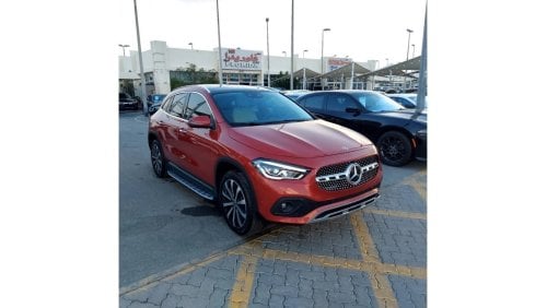 مرسيدس بنز GLA 250 4MATIC