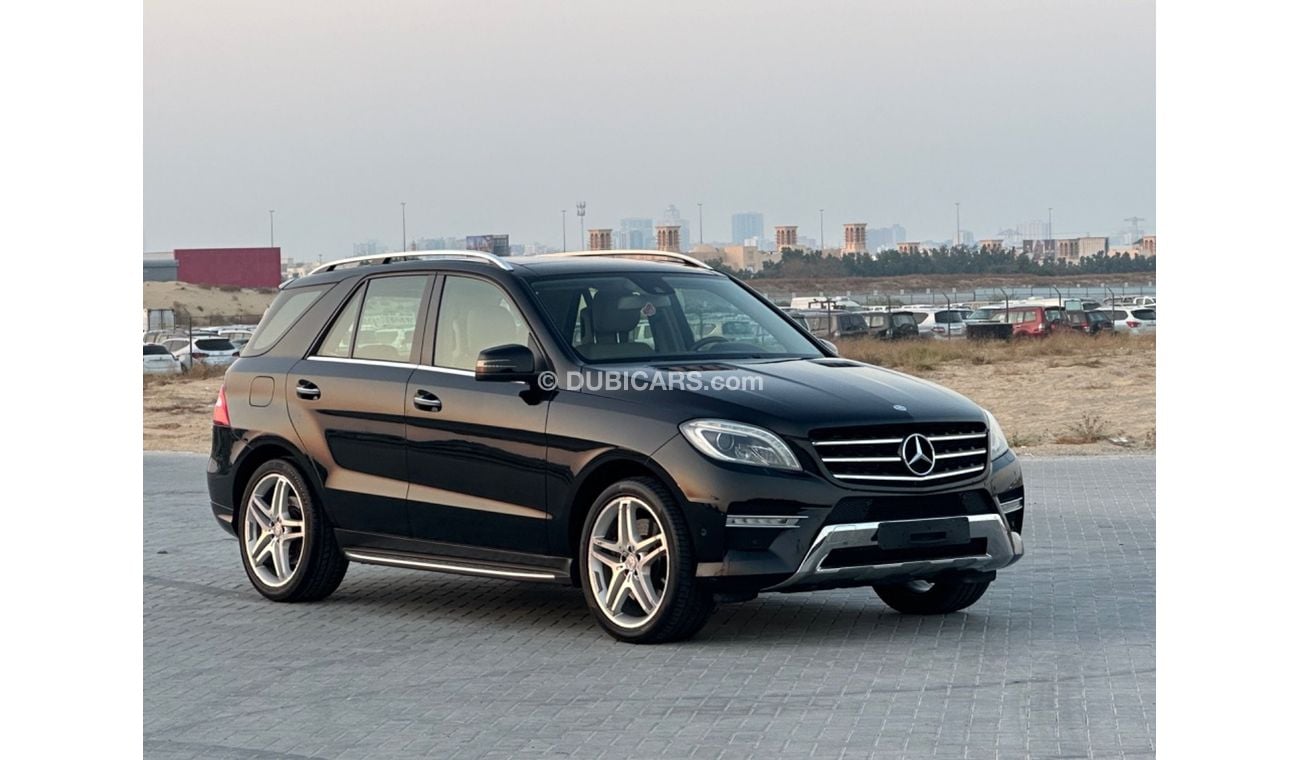 Mercedes-Benz ML 500 MODEL 2013 GCC CAR PERFECT CONDITION FULL PANORAMIC ROOF