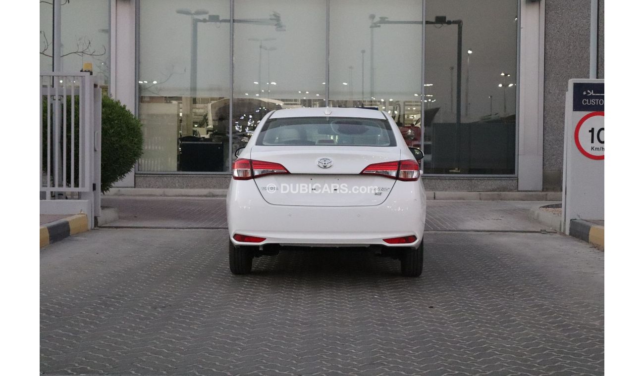 تويوتا يارس SE 1.3L (98 HP) Sedan