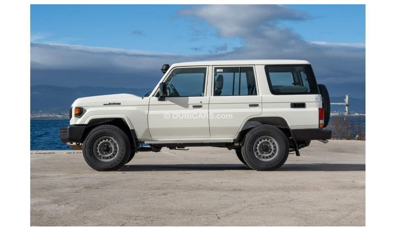 تويوتا لاند كروزر هارد توب Land Cruiser Hard Top LC76 4.2L 5door Diesel V6 2024 0KM