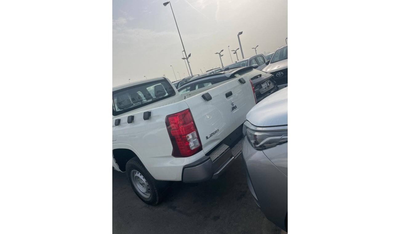 ميتسوبيشي L200 Mitsubishi L200 /Triton GL 4WD 2.4L Diesel MT 2024