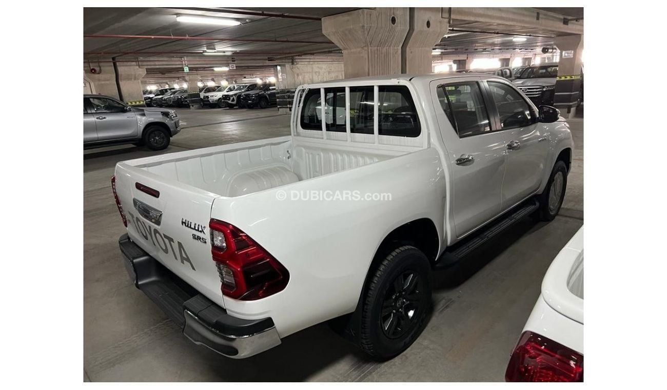 تويوتا هيلوكس Toyota Hilux 2.4 DSl Automatic Transmission Wide Body