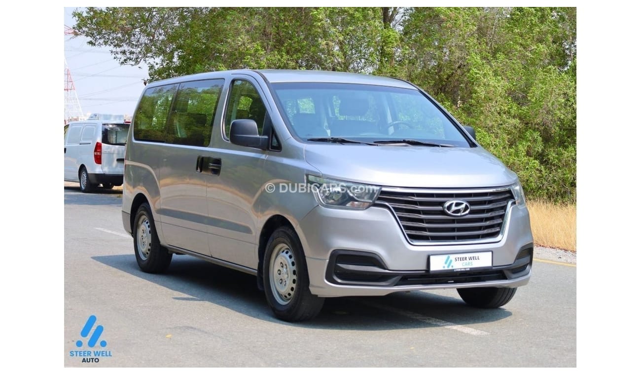 هيونداي H-1 Std GL 2.5L RWD - Petrol Automatic - 9 Seater Passenger Van - Like New Condition - GCC