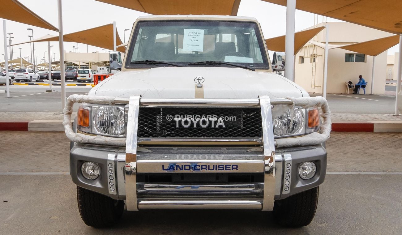 Toyota Land Cruiser Pick Up LX V6