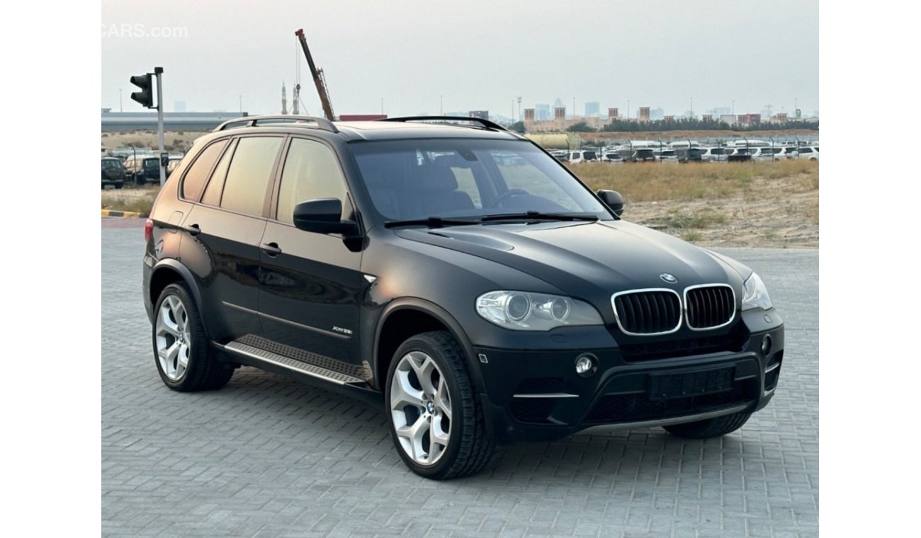 BMW X5 xDrive 35i MODEL 2012 GCC CAR  PERFECT CONDITION FULL OPTION PANORAMIC ROOF LEATHER SEATS FULL ELECT