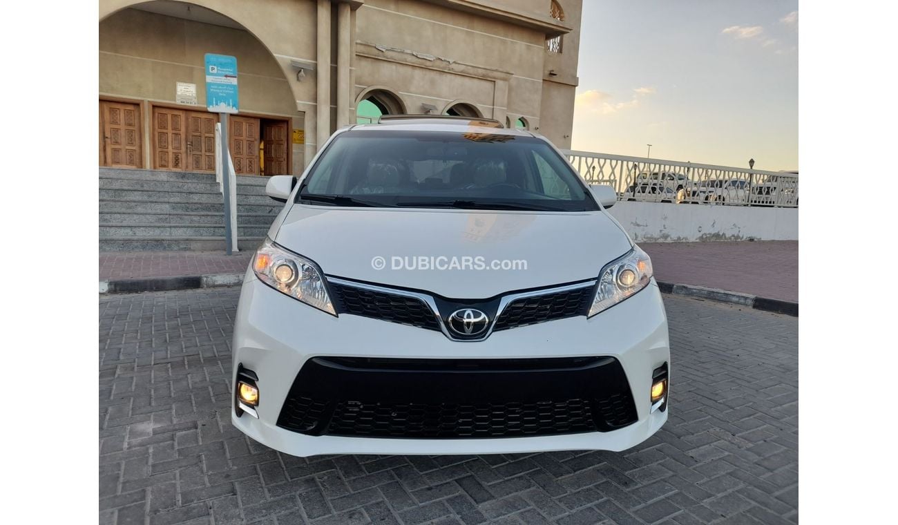 تويوتا سيينا Toyota Sienna 2017 Xle