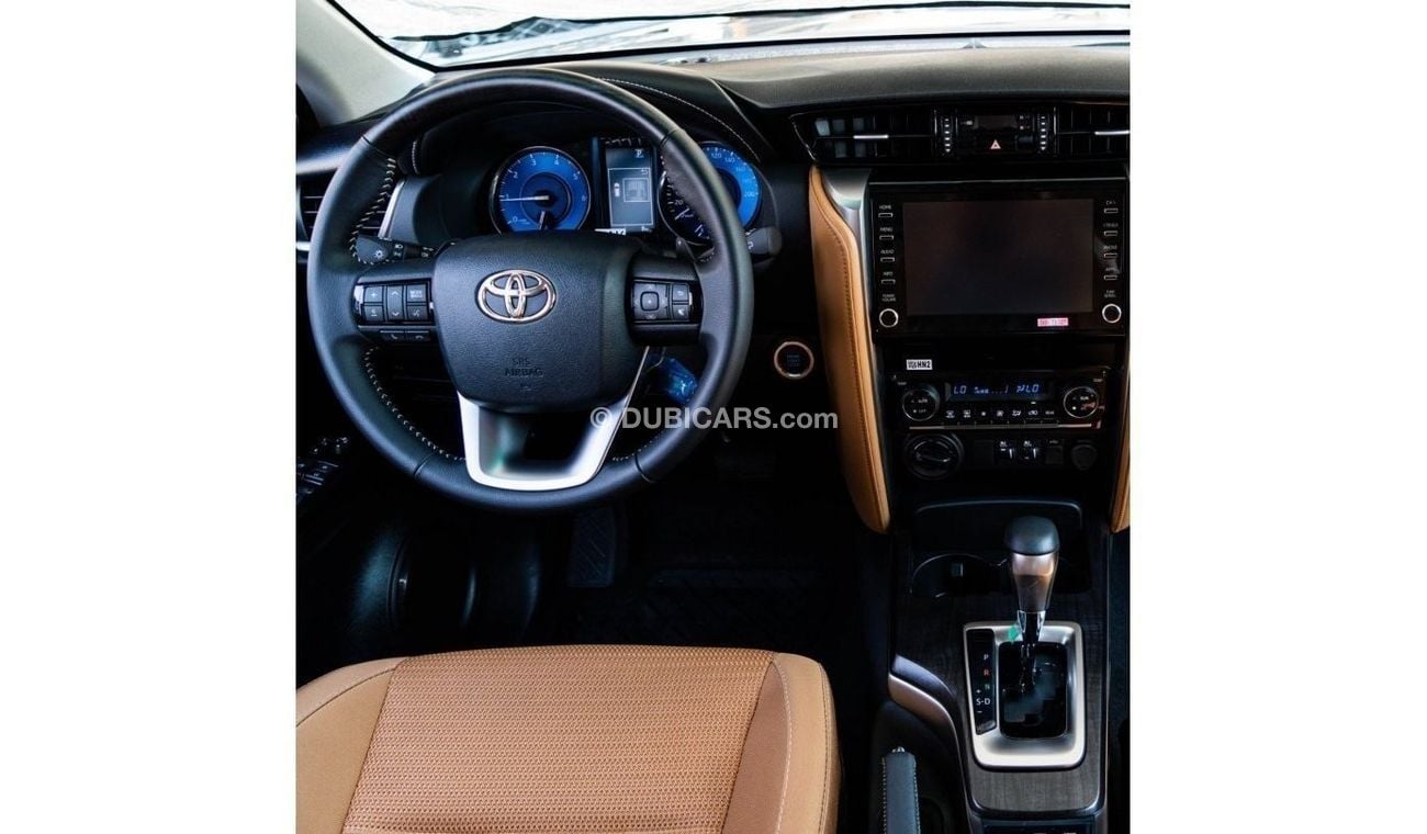 Toyota Fortuner Full Option | 2.4 | v4 | Diesel | Export **