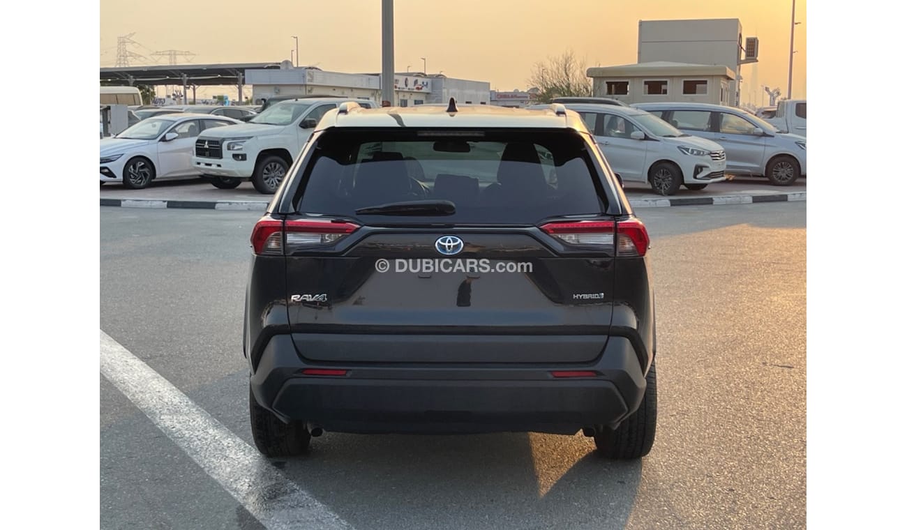 تويوتا راف ٤ 2020  TOYOTA RAV4 XLE HYBRID 4x4 IMPORTED FROM USA