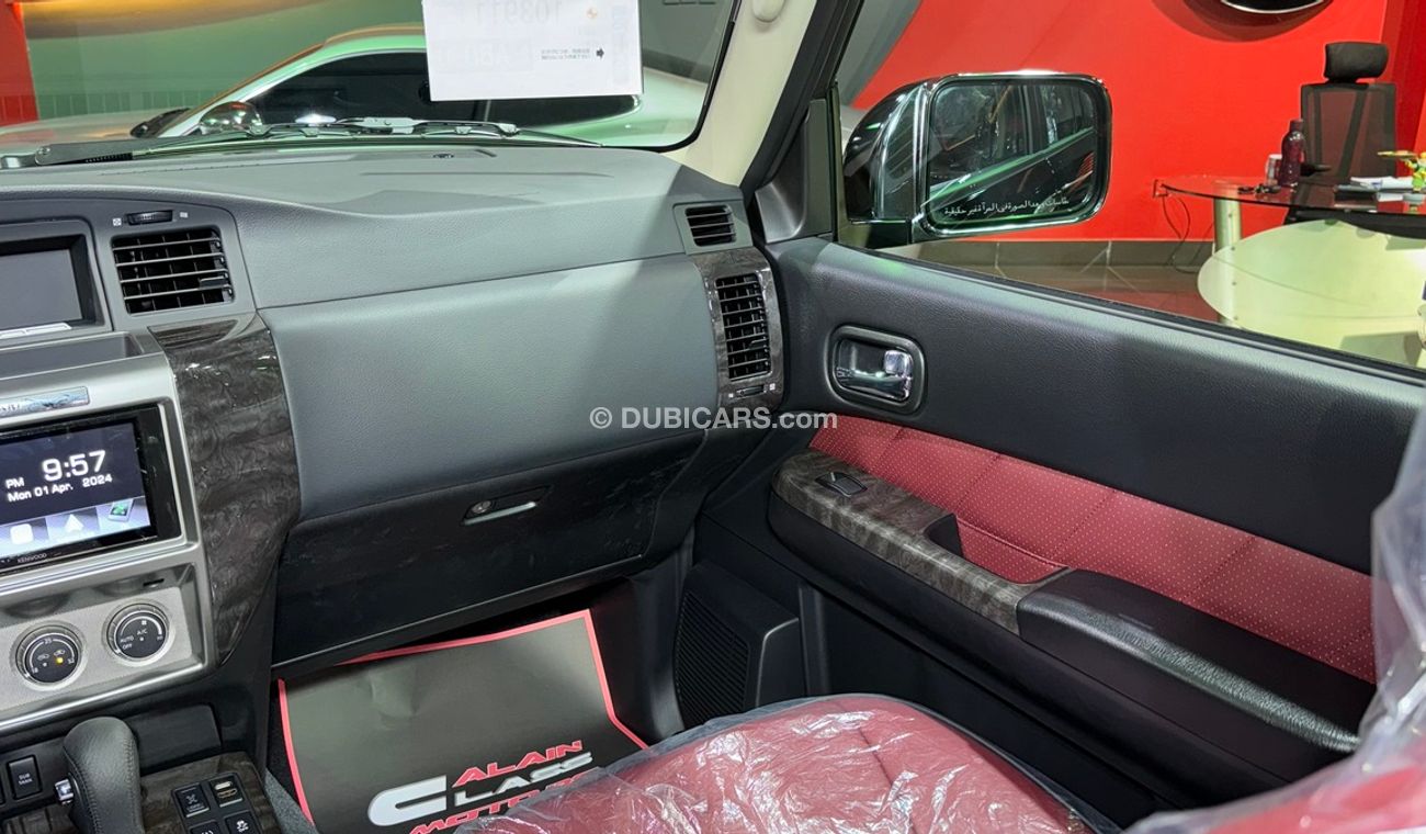 نيسان باترول سوبر سفاري Nissan Patrol Super Safari 4800 VTC AL Ostoura Edition 2024 - GCC - Under Warranty