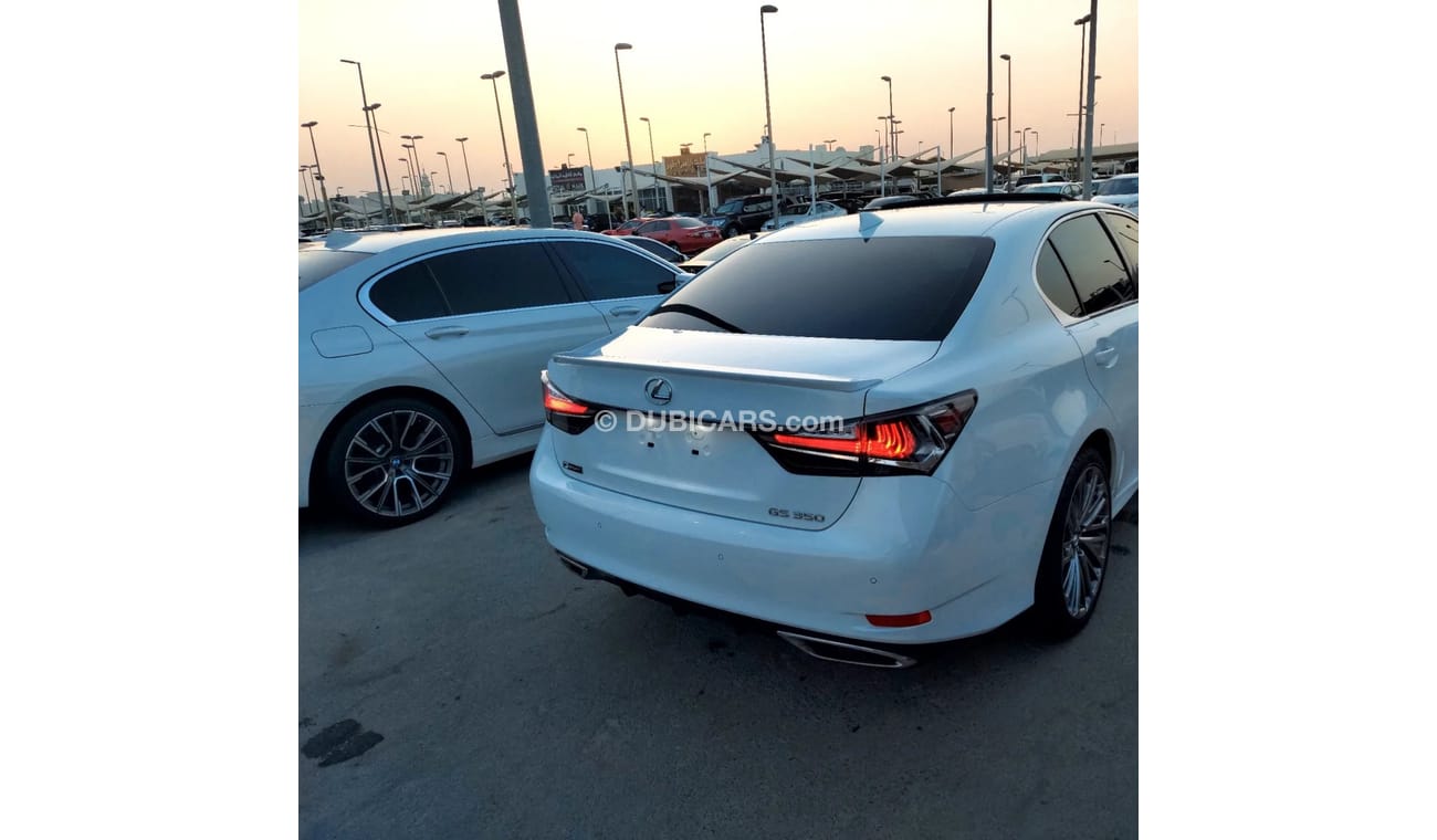 لكزس GS 350 F-Sport 3.5L