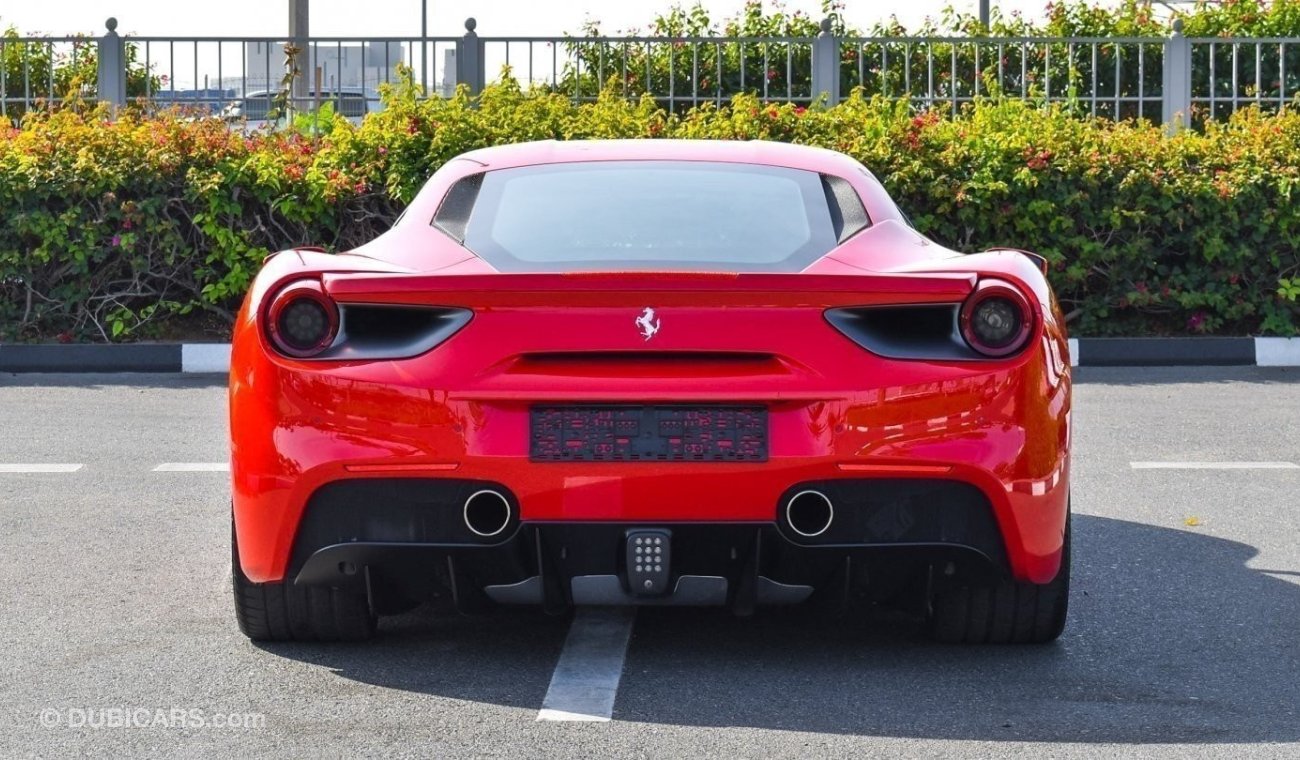 Used Ferrari 488 GTB 2017 for sale in Dubai - 704774