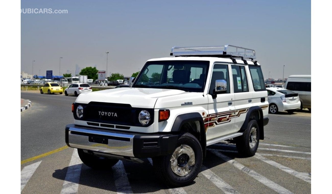 تويوتا لاند كروزر هارد توب 2024 TOYOTA LAND CRUISER 76 HARDTOP V6 4.0L PETROL 4WD MT