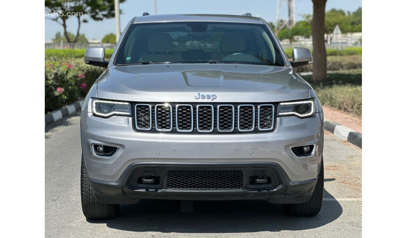 Jeep Grand Cherokee Overland Jeep Grand Cherokee Laredo / GCC / Original Paint / 2018 / Perfect Condition / 1255 Dirhams