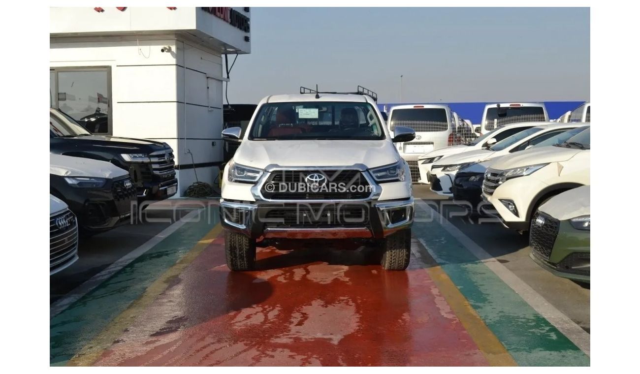 تويوتا هيلوكس 2024 TOYOTA HILUX DC 2.7L PETROL M/T 4X4 GLX