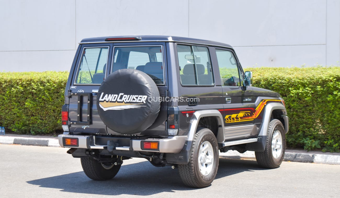 Toyota Land Cruiser Hard Top 4.0 L V6